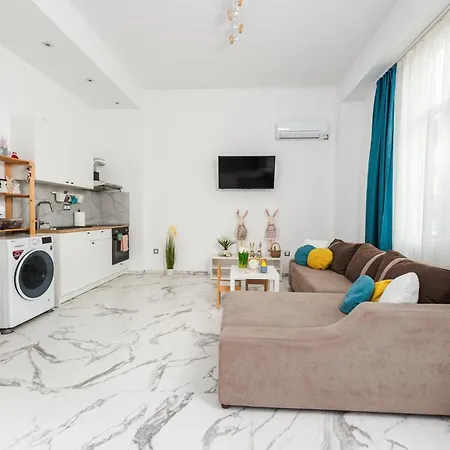 Velik Apartament Sandanski